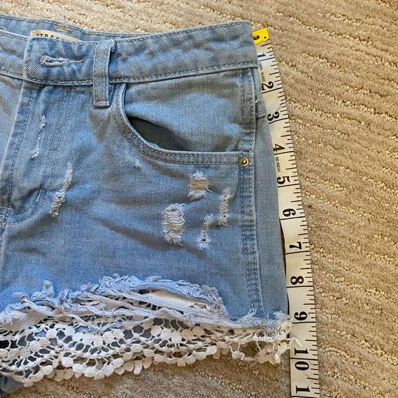 🍒3 for $12 - Streetwear Society Lace Denim Shorts - Picture 7 of 9